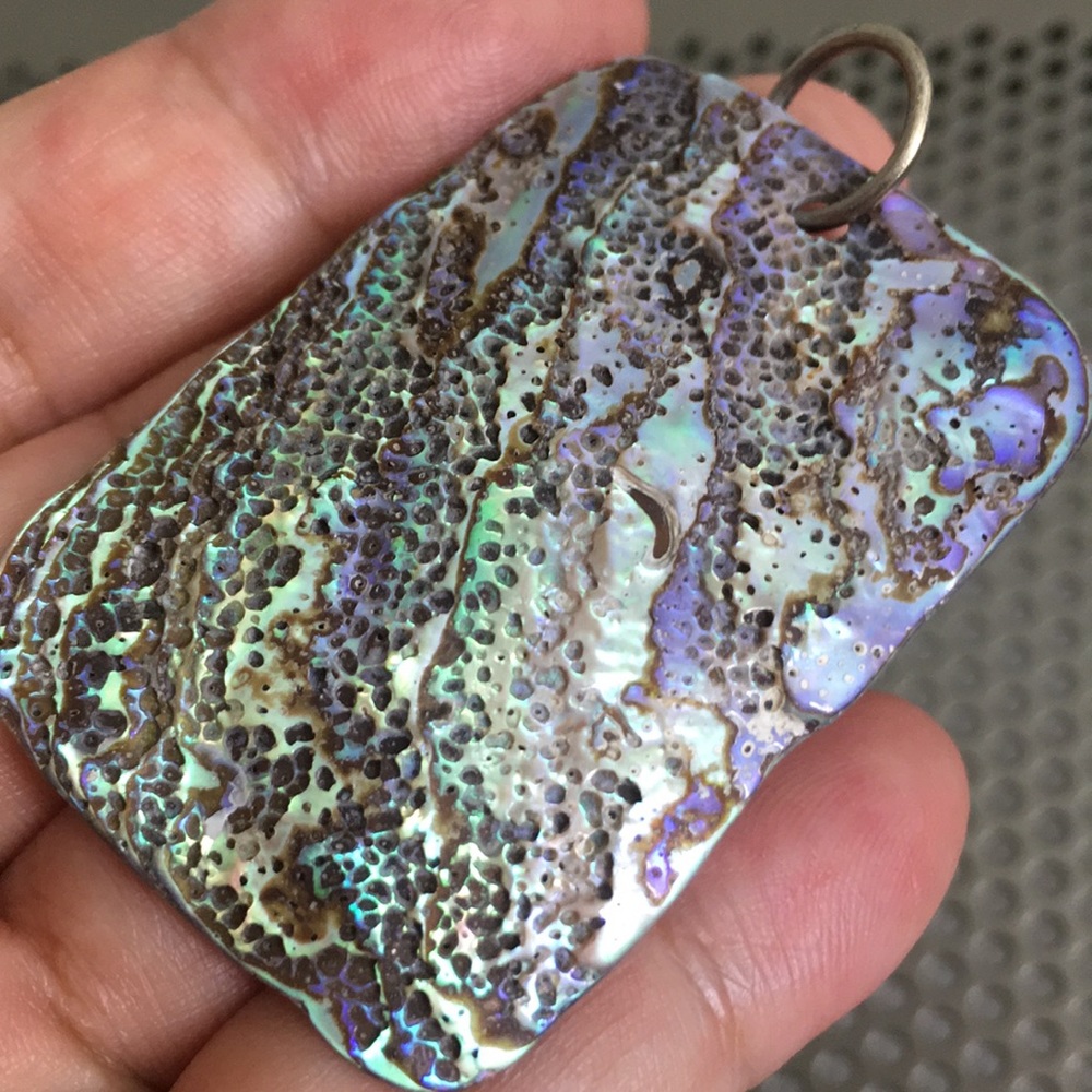 Reversible Abalone Shell Pendant - image 4